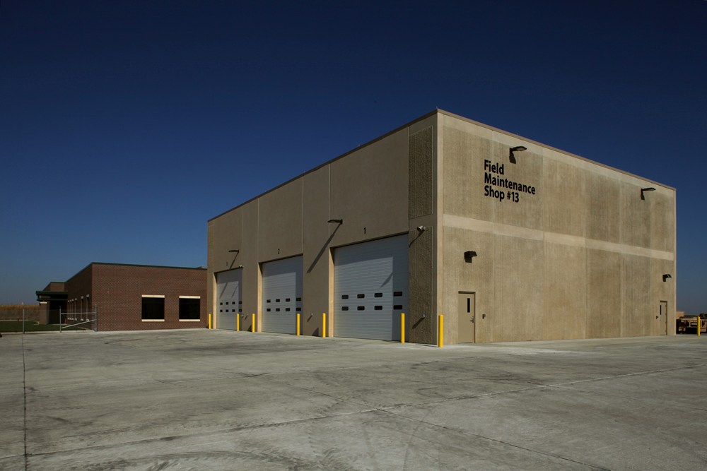 Iowa Army National Guard AFRC Complex in Cedar Rapids, Iowa, included designing and constructing a field maintenance shop.