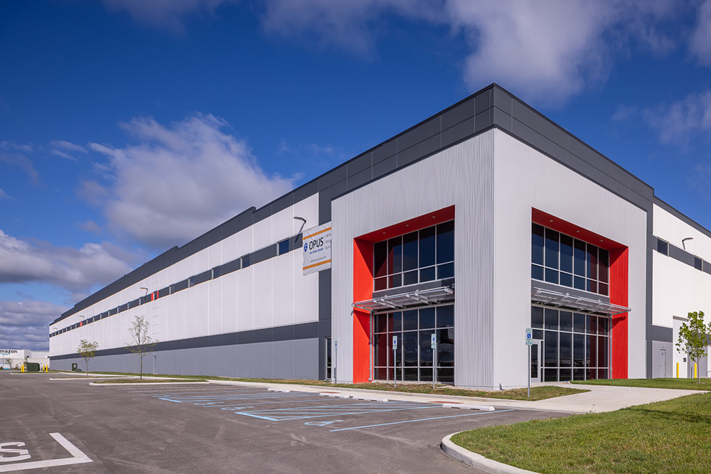 Point Logistics Point 70 Logistics Center - Opus