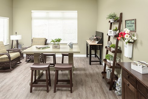 apartment dining room of Orchards of Minnetonka senior living facility in Minnesota