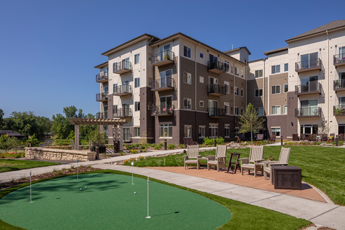 putting green of Orchards of Minnetonka senior living facility in Minnesota