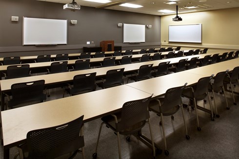 owa Army National Guard AFRC Complex in Cedar Rapids, Iowa, includes large classroom spaces. 