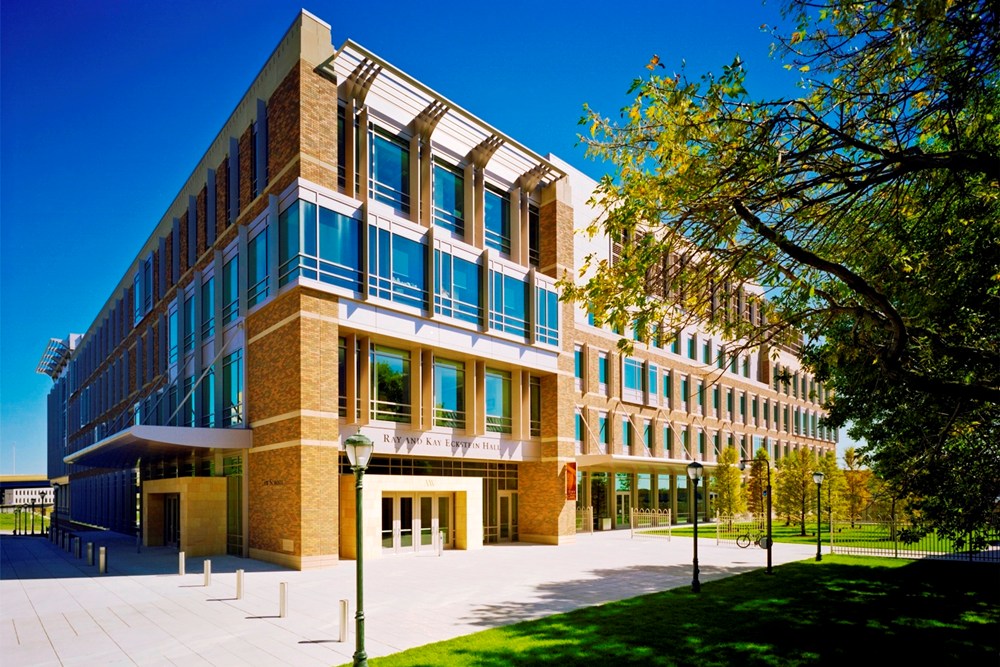 Marquette University Law School, institutional construction, Marquette construction