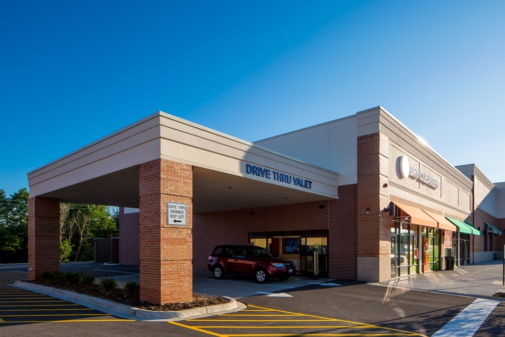 Providing restaurant, shopping and dry cleaning, Opus Development Company's The Fresh Market Center brings convenience to Glen Ellyn.