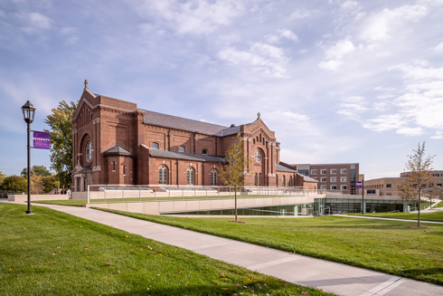 University of St Thomas Iversen Center for Faith